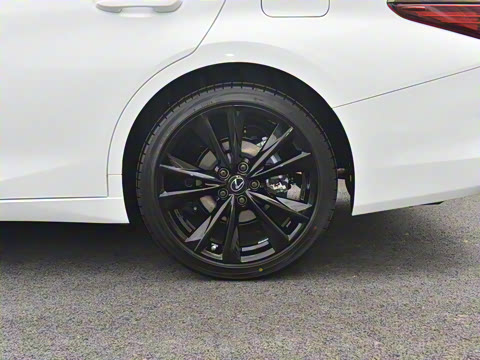 2022�� 300h F SPORT