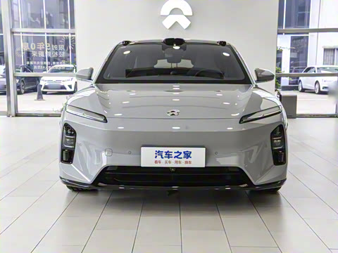 2025�� 75kWh Touring