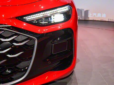 2026�� TFSI quattro 150kW �׷�������