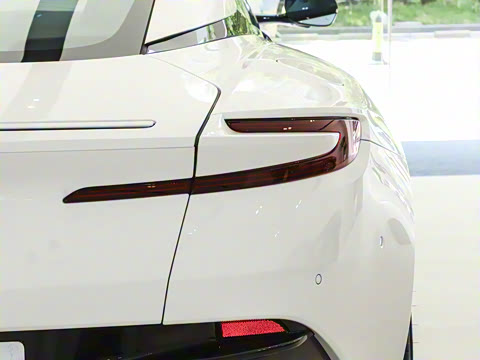 2025�� 4.0T V8 Coupe