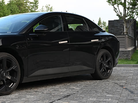 2025�� 502 ������ Max