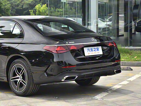 2025�� �Ŀ� E 300 ʱ�����˶���