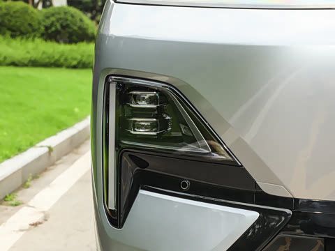 2025�� ����Ultra+ �߶���