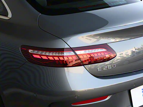 2023�� �Ŀ� E 260 ���ܳ�