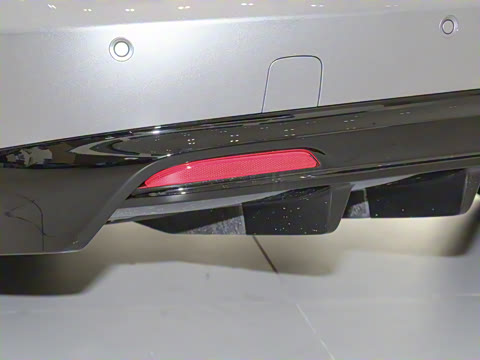 2025�� 75kWh Touring