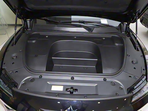 2025�� ���� 550ProѲ����