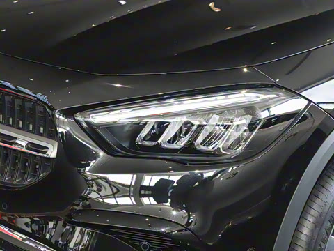 2025�� �Ŀ� GLA 220