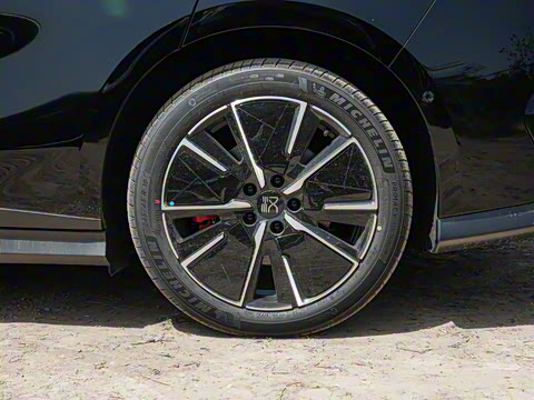 2025�� EV 701KM�����״�������