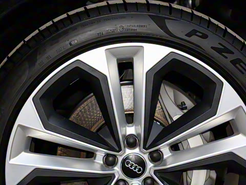 2021�� 55 TFSI quattro S line�����