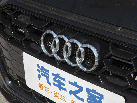 2025�� 200���������� 40 TFSI ����������