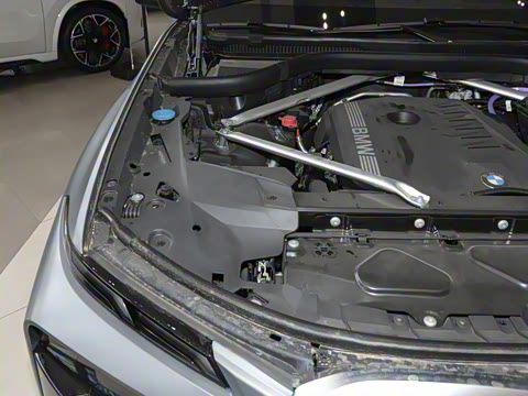 2024�� xDrive40i ������M�˶���װ