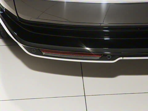 2025�� 3.0 L6 400PS �����ӳ���