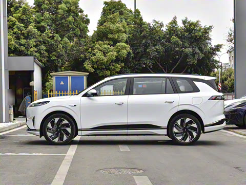 2025�� 210Ultra�Ǽݰ� 5��