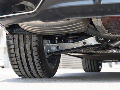 2023�� 40 TFSI ����������