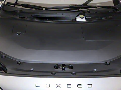 2025�� 703km Ultra�˶���