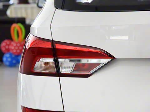 2018�� 1.5L �Զ���׼�� ��VI