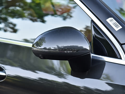 2023�� GLC 300 L 4MATIC ������ 7��