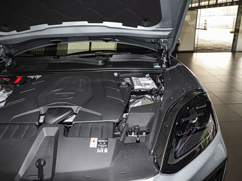 2025�� Cayenne 3.0T ���ΰ�