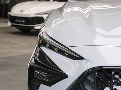 2025�� 1.5T XLINE �����