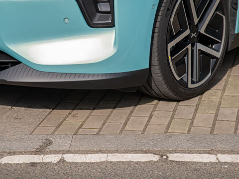 2025�� 502 ������ Max