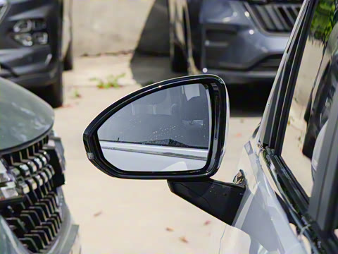 2022�� 1.5T �ֶ�����������