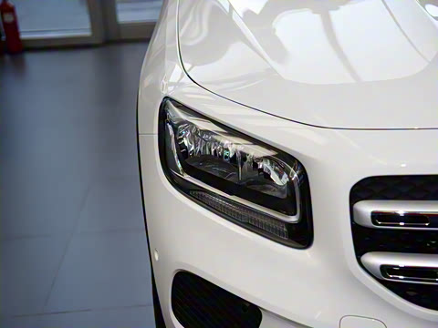 2022�� GLB 180 ������