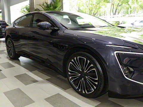 2025�� �Ŀ� Max�����