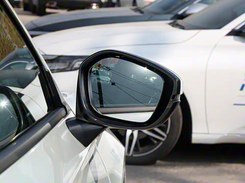 2023�� 2.0L e:HEV �ȷ��