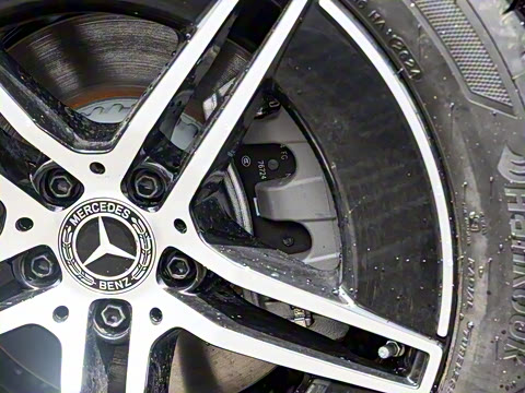 2025�� �Ŀ� E 260 �˶���