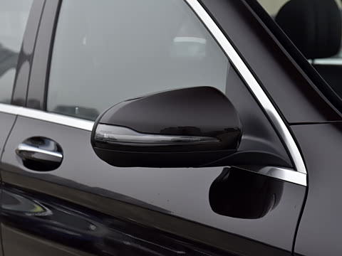 2022�� GLC 260 L 4MATIC ������