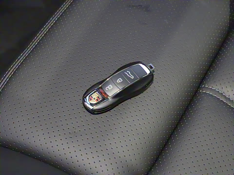 2023�� Macan 2.0T