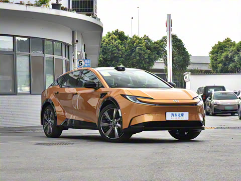 2025�� 550 PRO���а�