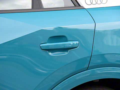 2018�� 35 TFSI ���������� ��V