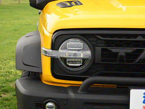 2022�� 2.0T �߾��޶���