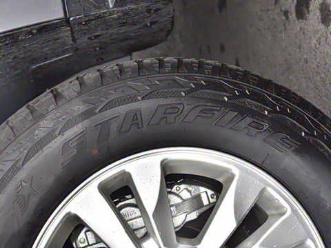 2023�� 4.6L V8 �캽��