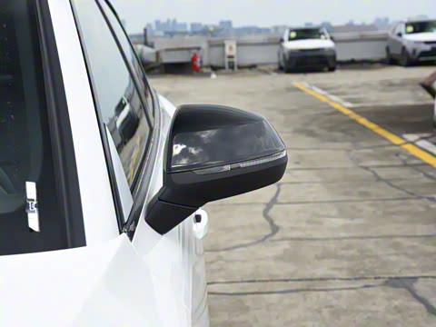 2023�� 40 TFSI ������