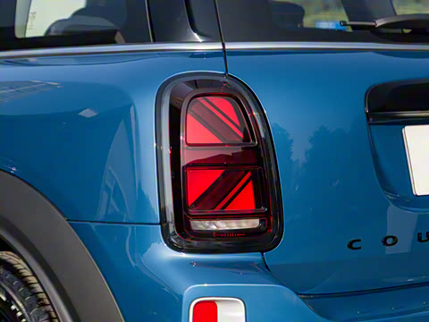 2022�� �Ŀ� 1.5T COOPER ALL4 ���ͼ�