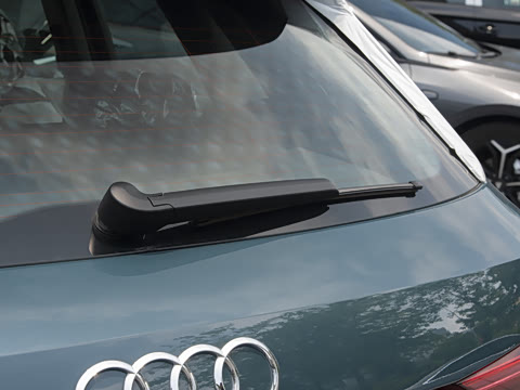 2025�� quattro 45�����ذ� 40TFSI ʱ�ж�����