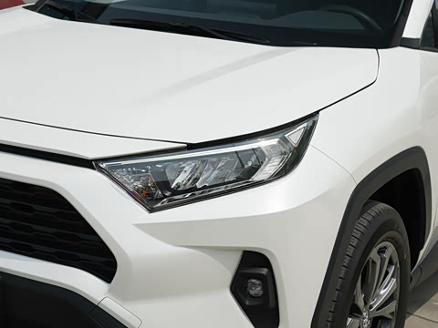 2023�� 2.0L CVT�������а�