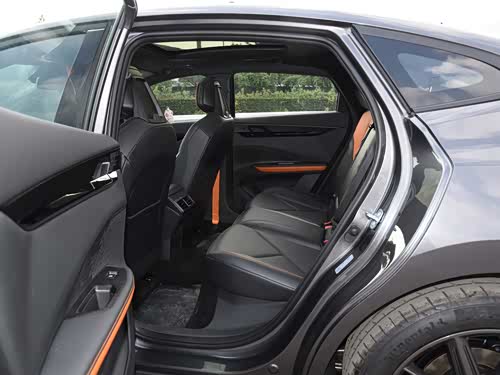 【图】长安uni-v 2022款 1.5t 智慧领航型报价_图片_长安_汽车之家