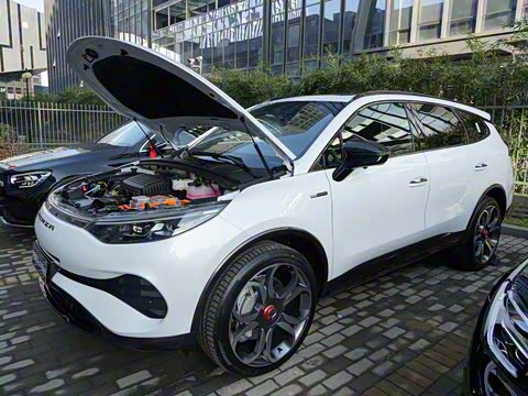 2020�� PHEV�˶���