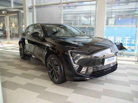 2025�� �Ŀ� Max ���̰�