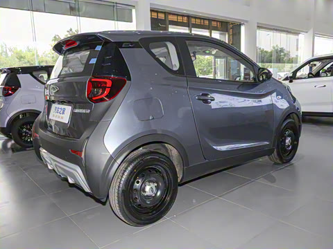 2025�� 251km ϲ���� 25.05kWh
