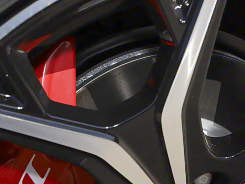 2025�� ���� 550ProѲ����