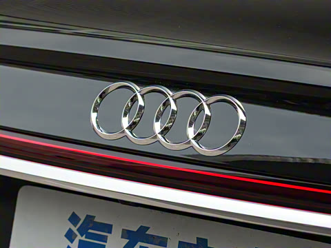 2026�� A8L 45 TFSI quattro ������