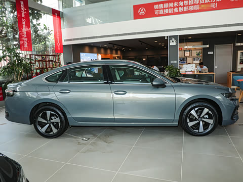 2024�� 300TSI DSG������