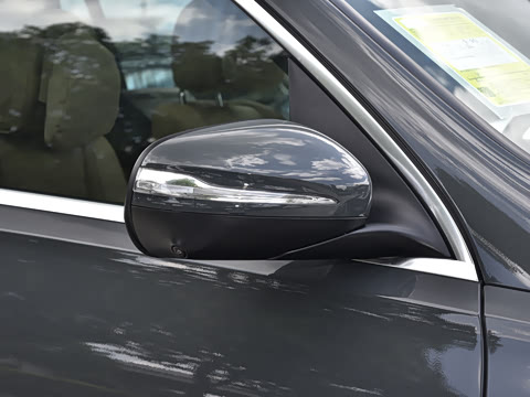 2025�� GLS 450 4MATIC ������