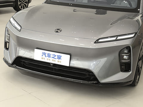 2025�� 75kWh Touring