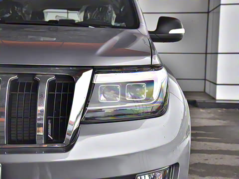 2023�� 4.6L V8 �캽��