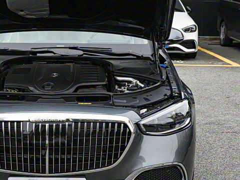 2025�� �Ŀ� S 480 4MATIC